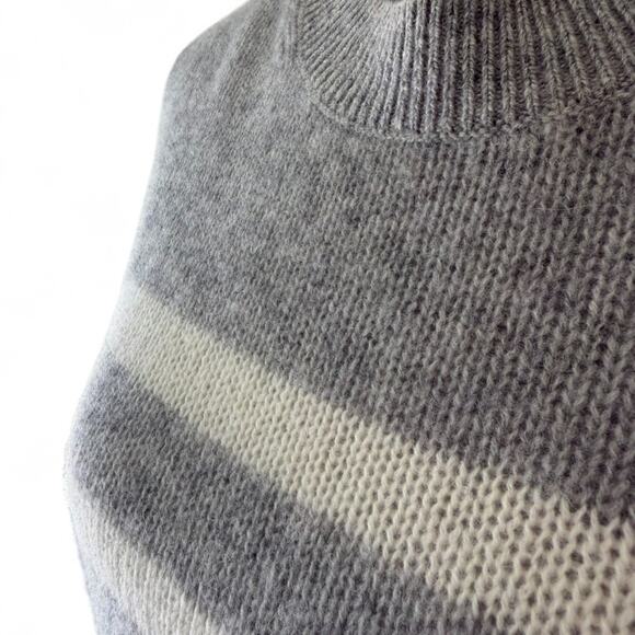 WHITE + WARREN Gray Ivory Striped 100% Cashmere Soft Cozy Crewneck Sweater Small - Picture 5 of 9